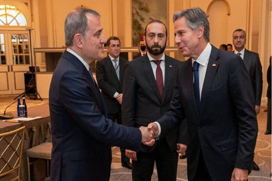 Blinkenin Bayramovla Mirzoyana təcili zəngi - Nə baş verir?