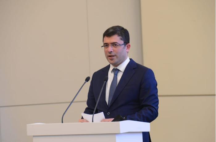 Jurnalistlər üçün yeni layihələr nəzərdə tutulur - Əhməd İsmayılov 1 ehmed ismayilov 1290