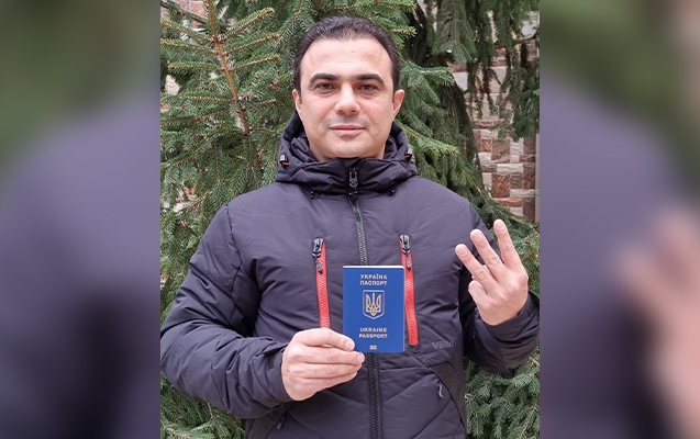 Zelenski Hikmət Cavadova vətəndaşlıq verdi