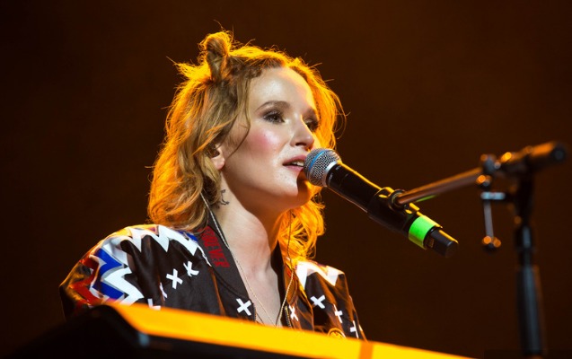 Rus müğənni xarici agentlər siyahısına düşdü