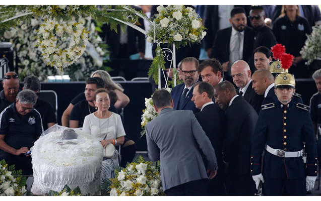 Braziliya Pele ilə belə vidalaşır - Fotolar - YENİLƏNİB