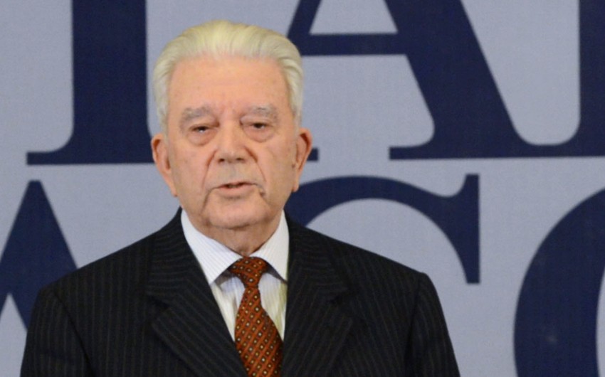 Rafiq Nişanov vəfat etdi