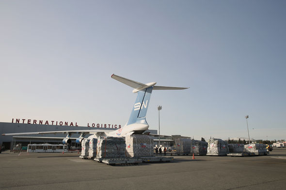 Mehriban Əliyevanın göstərişi ilə Türkiyəyə daha bir humanitar yardım təyyarəsi yola düşüb - FOTO