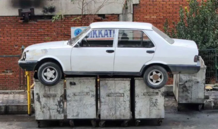141448799 kapak135215
