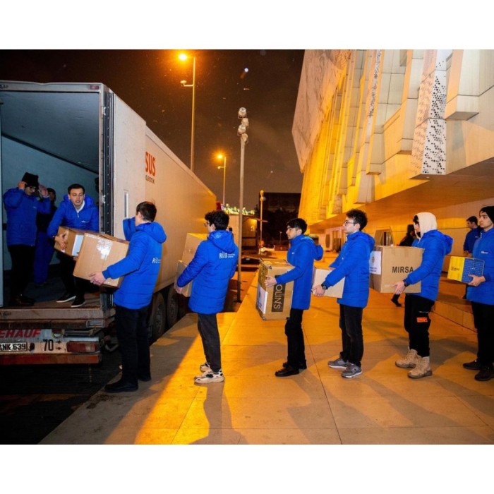 Mehriban Əliyeva humanitar yardımla bağlı paylaşım etdi - FOTOLAR