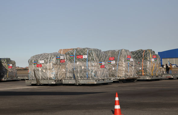 Mehriban Əliyevanın göstərişi ilə Türkiyəyə daha bir humanitar yardım təyyarəsi yola düşüb - FOTO