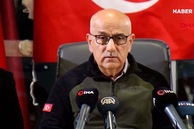 Türkiyədə nazir açıqlama verərkən zəlzələ oldu - VİDEO 1 326729343 1653818135075796 5025683134015575817 n