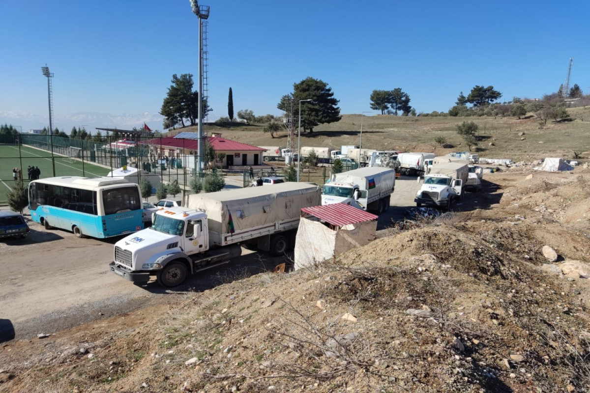 FHN tərəfindən Türkiyəyə böyük sayda çadırlar çatdırıldı - FOTO/ VİDEO 1 63ea4952894e363ea4952894e4167629857863ea4952894e163ea4952894e2