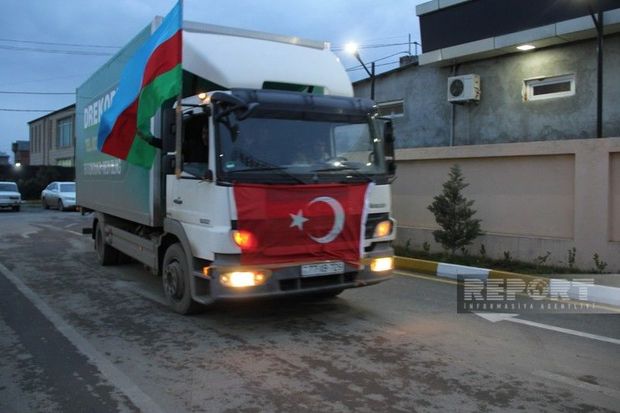 Cəlilabaddan Türkiyə üçün 16 yük maşını ilə yardım göndərildi – FOTO