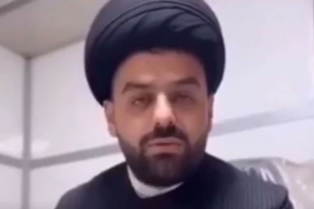 Molla İran prezidentini istefaya çağırdı - VİDEO