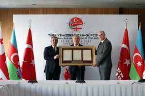 Türkiyə, Azərbaycan və Gürcüstan nazirləri görüşdü - VİDEO