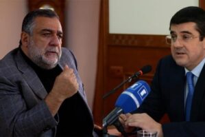 Arutyunyan Vardanyanı qızına görə “vəzifədən” qovub - ŞOK/VİDEO