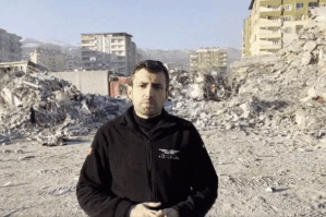 Selçuk Bayraktar zərərçəkənlərə 1000 mənzil bağışlayır - VİDEO