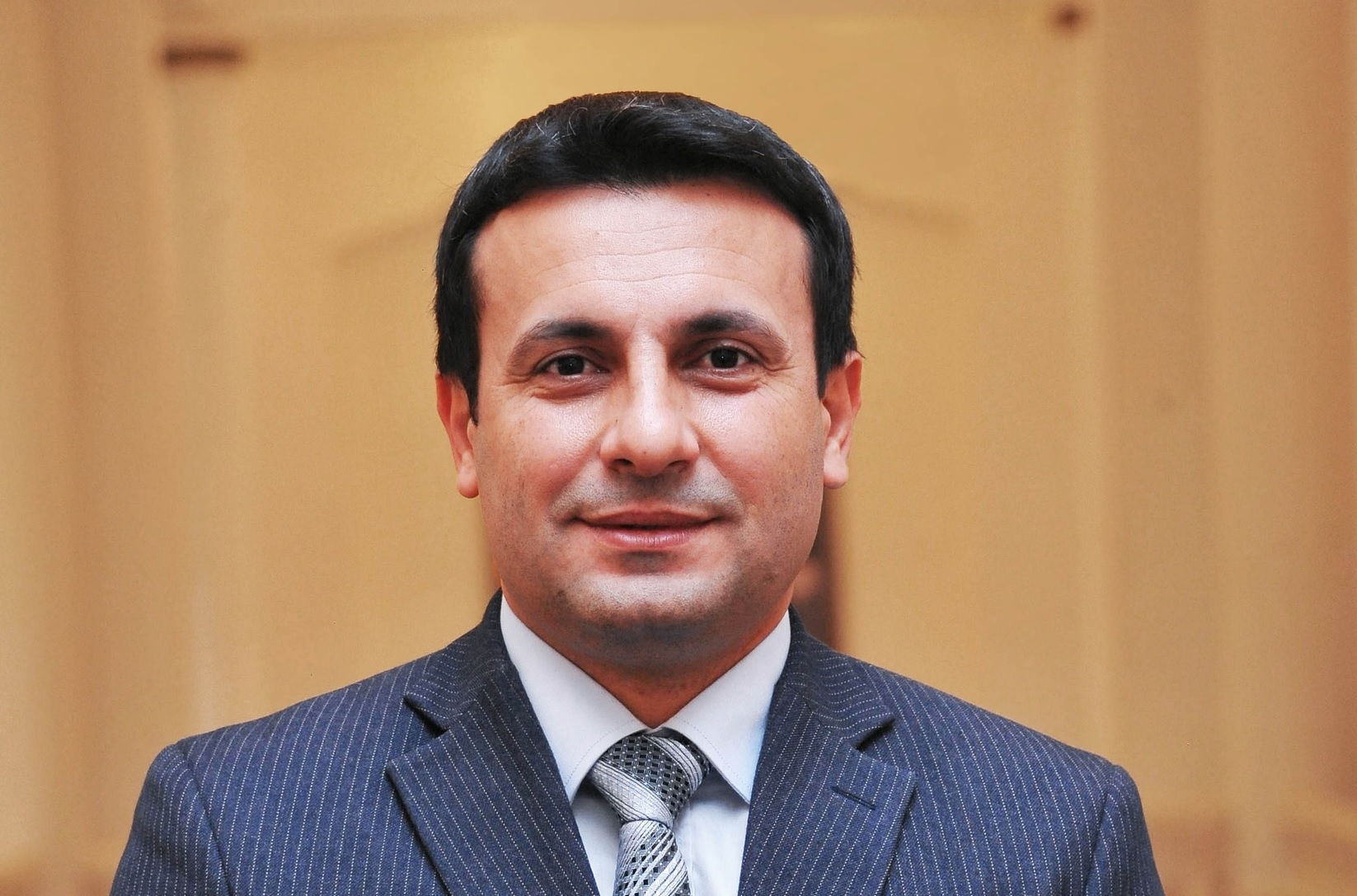 SON DƏQİQƏ: Tanınmış şəxs vəzifəsindən imtina etdi - FOTO