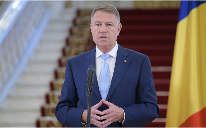 Rumıniya prezidenti istefa verdi