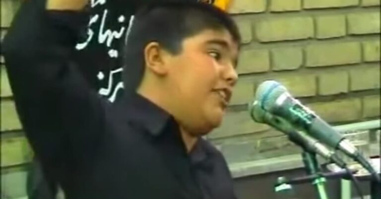 Videosu etiraz doğuran mərsiyəçi uşaq görün kimin uşaqlığı imiş - FOTO