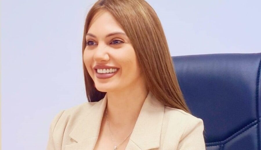 Nuridə Allahyarova hər iki vəzifəsindən azad edildi