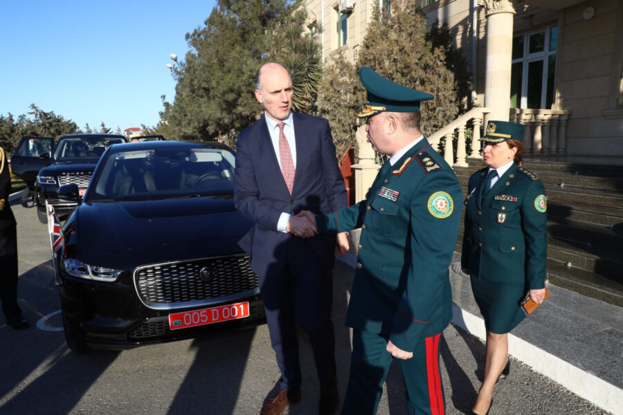 Leo Dokerti generalımızla sərhədi müzakirə etdi - FOTOLAR
