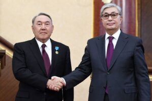 Tokayev fərman verdi: Nazarbayev bütün imtiyazlarını itirdi