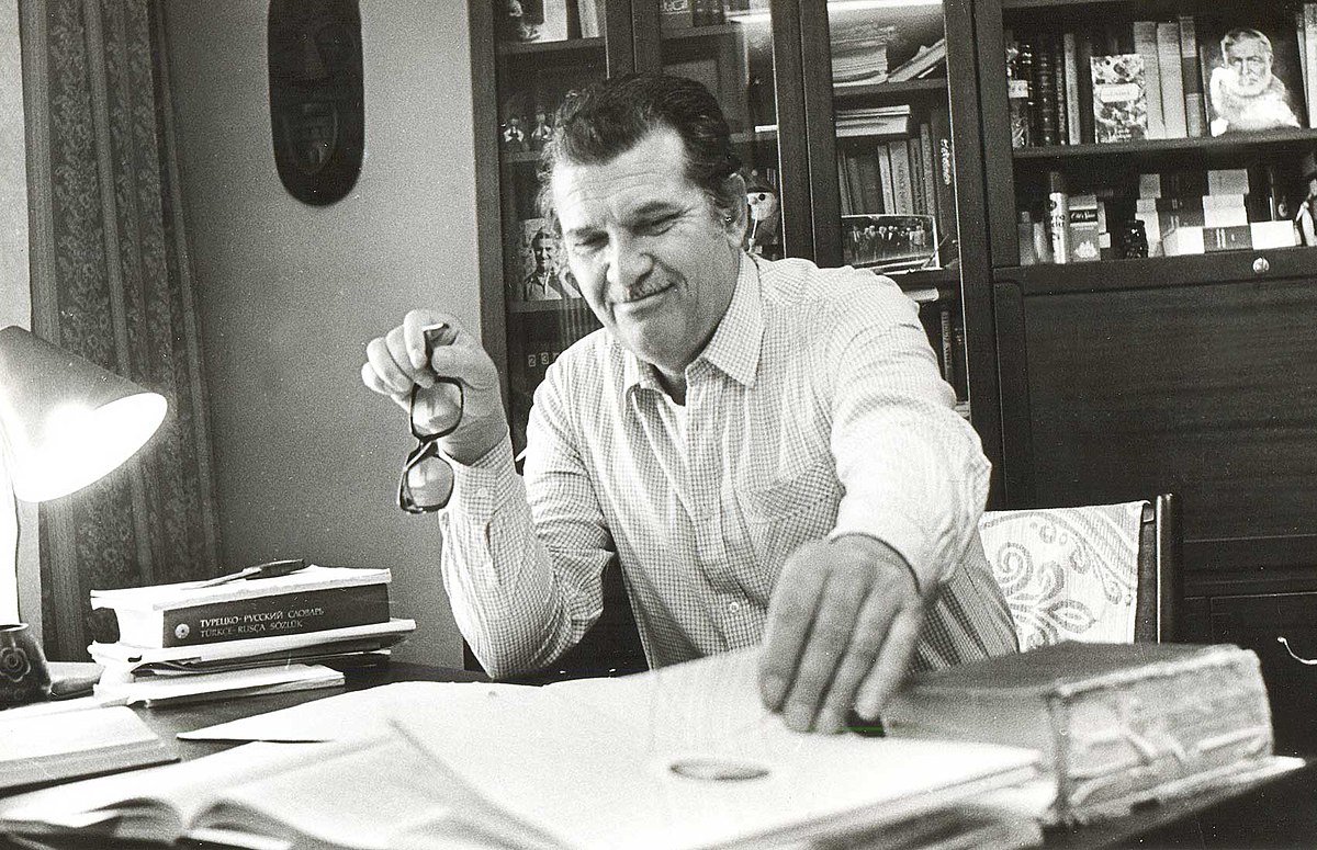 Bünyadovun qatilini azadlığa çıxarmaq istədi, özü tutuldu