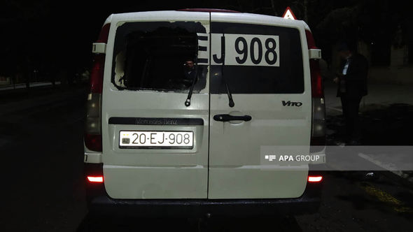 Gəncədə mikroavtobus yandı - FOTO