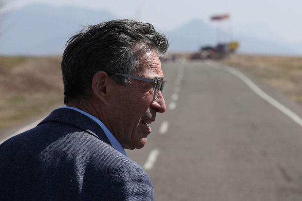 Ermənilər Rasmussenə pul ödəyib, Laçın yoluna gətizdiriblər - FOTO