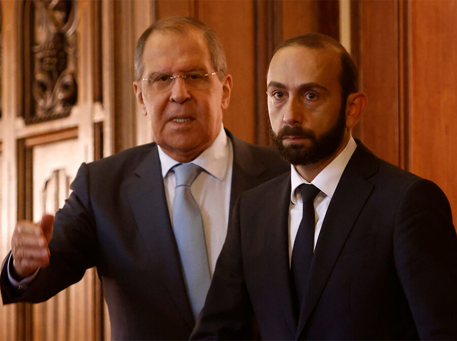Mirzoyan Lavrovla sülh müqaviləsindən danışdı 1 Lavrov Mirzoyan