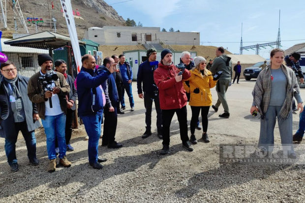 Lazin yolu aksiyajurnalistler