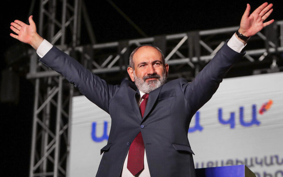 Petrosyandan diqqətçəkən sözlər: Paşinyanı kim seçib?