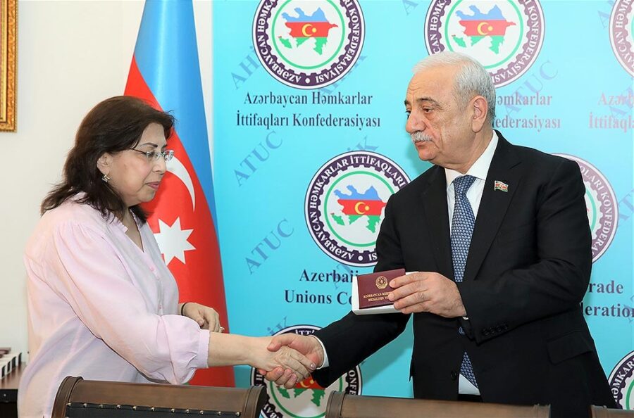 Həmkarlar ittifaqı fəallarına orden və medallar təqdim olundu - FOTOLAR