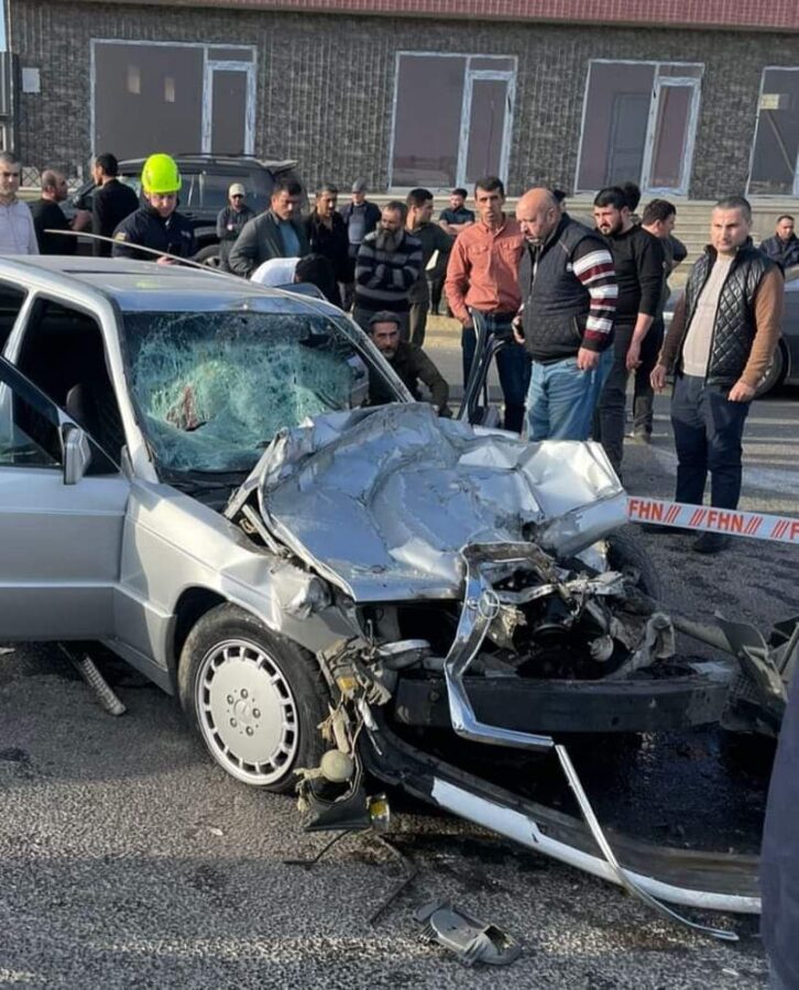 Bakıda ağır qəza: ölənlər var - FOTOLAR 3 WhatsApp Image 2023 03 28 at 10.25.29