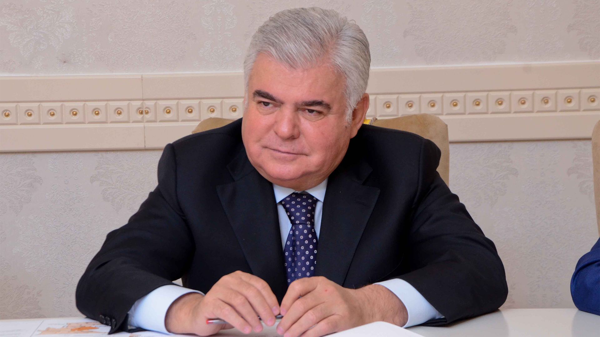 Ziya Məmmədovun bacısı işdən çıxarıldı - FOTO