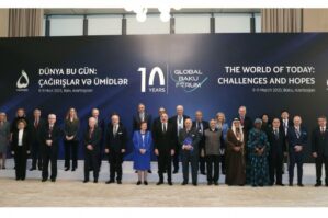 Forumun açılış sessiyası başa çatdı, panel iclaslar keçirilir - YENİLƏNİB