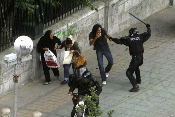 iran polis
