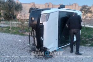 Ceyranbatanda avtomobil aşdı - FOTO