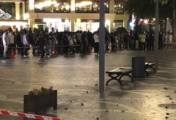 "Tarqovı"da qəribə görüntü: ərəb turist... - VİDEO 1 "Tarqovı"da qəribə görüntü: ərəb turist... - VİDEO