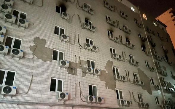 Pekin xəstəxanasında yanğın: 21 nəfər öldü – FOTO 3 1 1