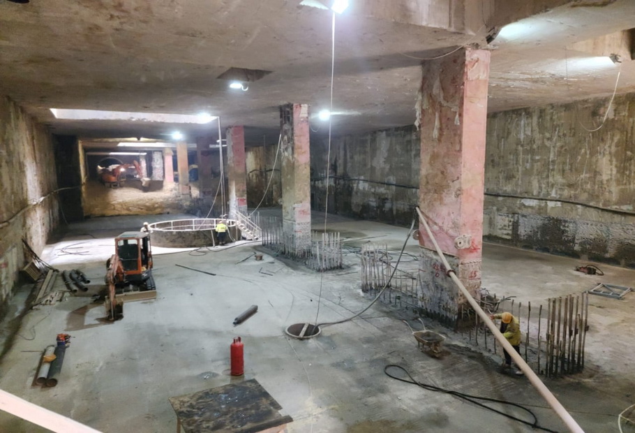 Metronun növbəti stansiyasının FOTOLARI - VİDEO