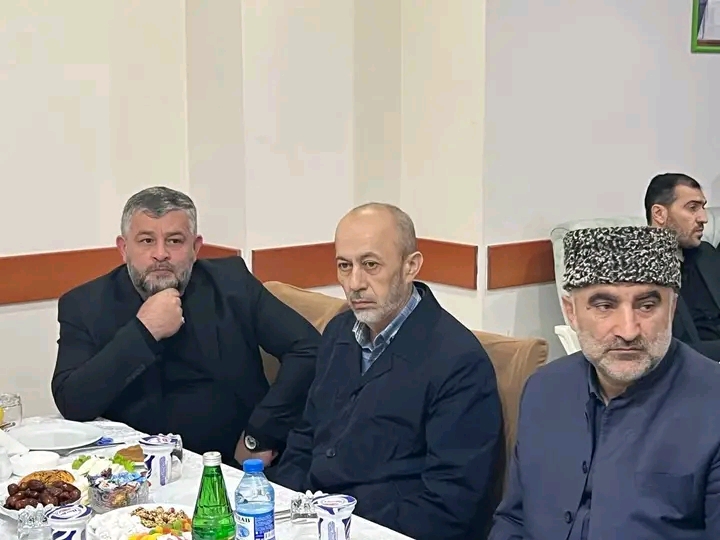 Hacı Şahin Həsənlinin qırx mərasimi: İftar süfrəsi verildi - FOTOLAR