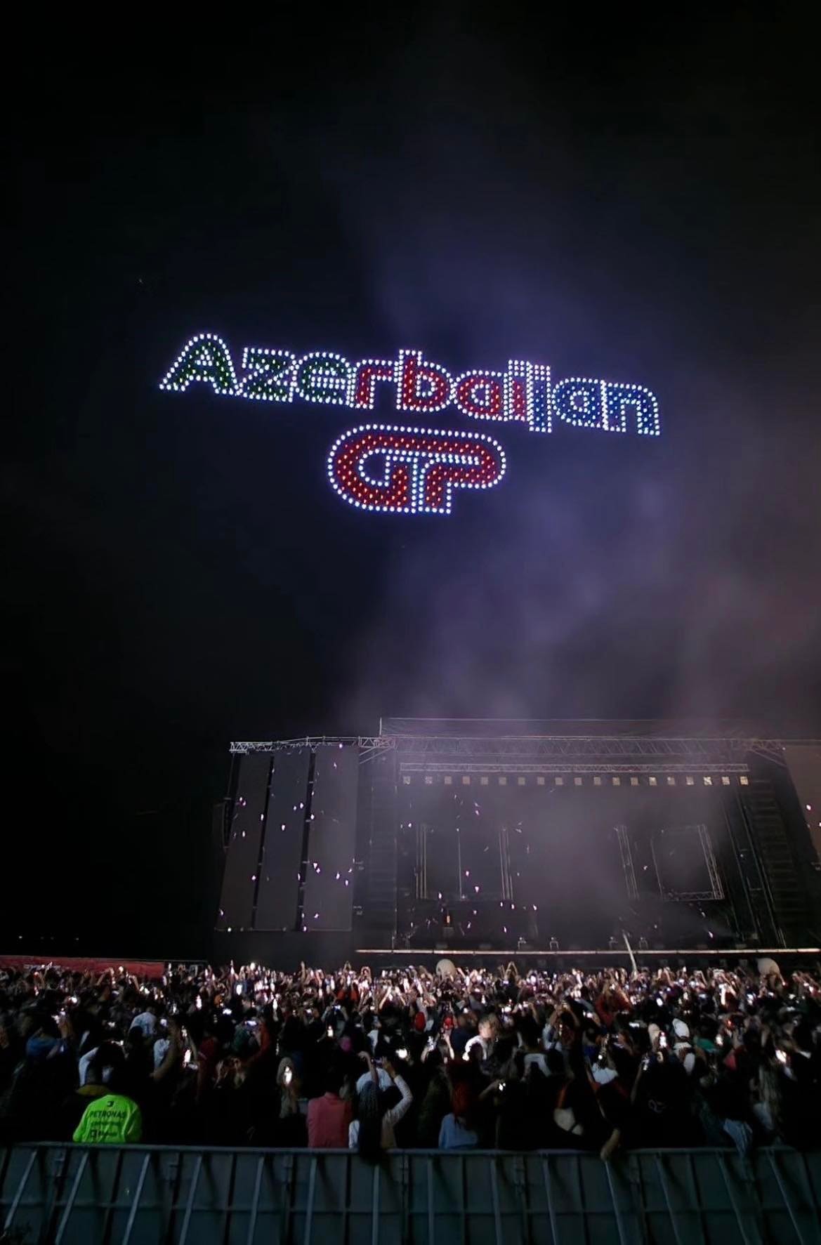 Leyla Əliyeva "Formula 1"in axşam şousundan paylaşım etdi - FOTOLAR