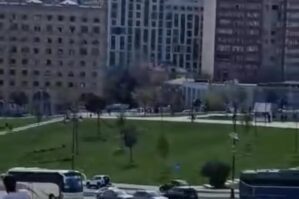 Bakıda yolda təhlükəli vəziyyət yaradan tələbə saxlanılıb - FOTO