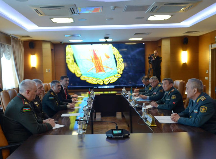 Zakir Həsənov qazaxıstanlı həmkarı ilə görüşdü - VİDEO 1 Zakir Həsənov qazaxıstanlı həmkarı ilə görüşdü - VİDEO