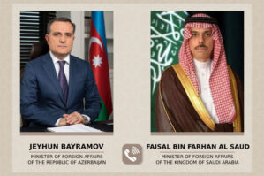 Ceyhun Bayramov səudiyyəli həmkarı ilə nələri müzakirə etdi?