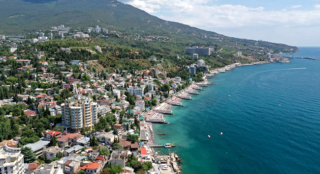 Rusiya vətəndaşlarını Krıma köçürür - Xerson, Zaporojye...