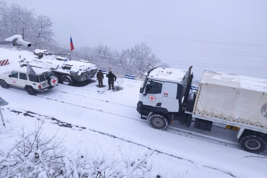 Beynəlxalq Qızıl Xaç Komitəsinin avtomobilləri Laçına gedib?