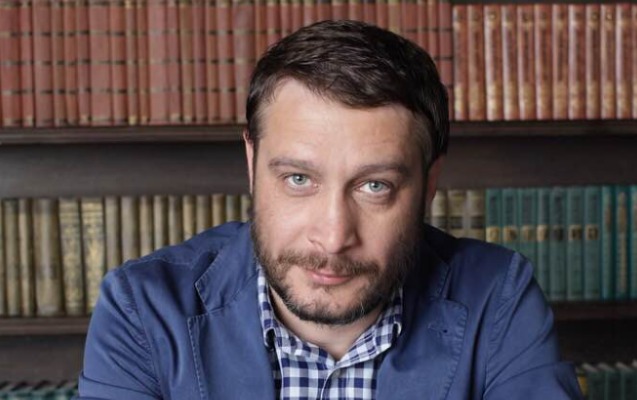 Məşhur azərbaycanlı yazıçı vəfat etdi - FOTOLAR