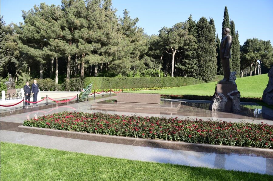 Xətai rayonunda Zərifə xanım Əliyevanın 100 illiyi ilə əlaqədar tədbir keçirildi - FOTOLAR