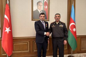 Səlcuq Bayraqdardan Zakir Həsənovla bağlı paylaşım - FOTO