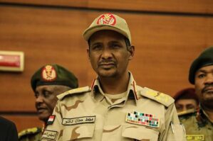 Xüsusi təyinatlı komandir əvvəl üsyan qaldırdı, sonra qaçdı