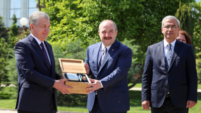 togg ozbekistanda ozbekistan cumhurbaskani toggu teslim aldi 6c246578